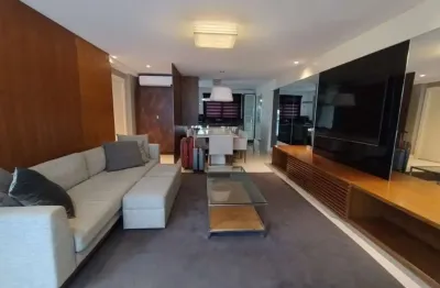 Apartamento com 2 quartos para alugar na Rua Bocaiúva, 2010, Centro, Florianópolis