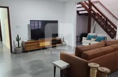 Casa com 5 quartos para alugar na Rua Capitão Amaro Seixas Ribeiro, 310, Santa Mônica, Florianópolis