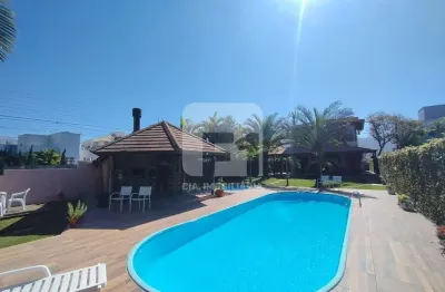 Casa em condomínio fechado com 4 quartos para alugar na Servidão Teixeira, 144, Rio Tavares, Florianópolis