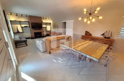 Casa em condomínio fechado com 5 quartos à venda na Rua Gécio de Souza e Silva, 65, Sambaqui, Florianópolis