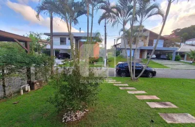 Casa em condomínio fechado com 5 quartos à venda na Rua Gécio de Souza e Silva, 65, Sambaqui, Florianópolis