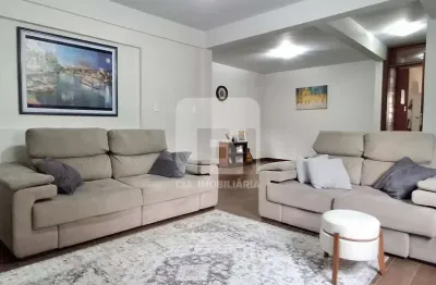 Casa com 5 quartos à venda na Rua Maria Alexandre Machado, 105, Itacorubi, Florianópolis