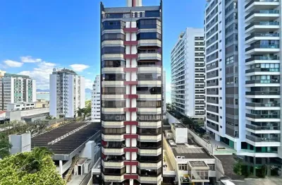 Apartamento com 4 quartos para alugar na Rua Bocaiúva, 2040, Centro, Florianópolis