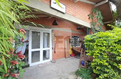 Casa com 6 quartos à venda na Servidão Quadros, 183, Rio Tavares, Florianópolis