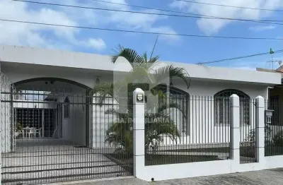 Casa com 3 quartos à venda na Rua Professora Enoé Schutel, 274, Trindade, Florianópolis