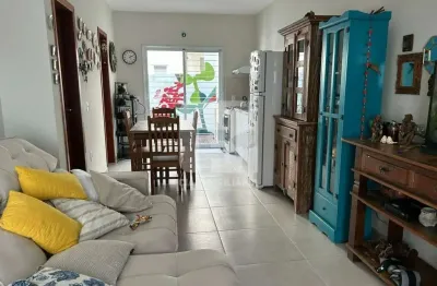 Casa em condomínio fechado com 2 quartos à venda na Rua José Elias Lopes, 468, Campeche, Florianópolis