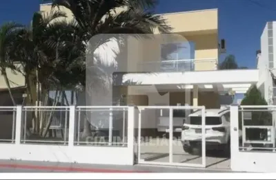 Casa com 4 quartos à venda na Rua Ipê Rosa, 258, Carianos, Florianópolis