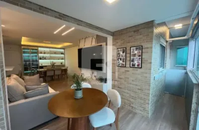 Apartamento com 3 quartos à venda na Rua Santos Saraiva, 238, Estreito, Florianópolis