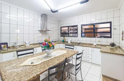 Casa com 3 quartos à venda na Rua Professora Otília Cruz, 242, Jardim Atlântico, Florianópolis