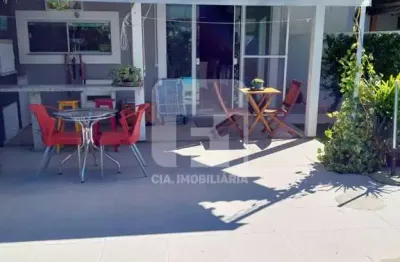 Casa com 4 quartos à venda na Rua da Quaresmeira Roxa, 262, Cachoeira do Bom Jesus, Florianópolis