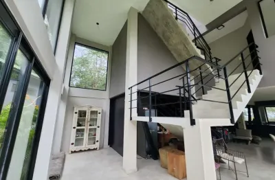 Casa em condomínio fechado com 4 quartos para alugar na Avenida Pequeno Príncipe, 1095, Campeche, Florianópolis