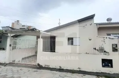 Casa com 3 quartos à venda na Rua Professora Maria Luiza Rodrigues, 55, Trindade, Florianópolis