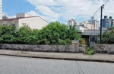 Terreno à venda na Rua Felipe Neves, 477, Canto, Florianópolis