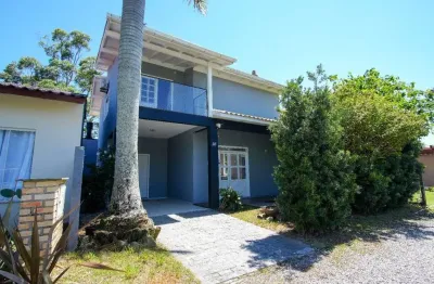 Casa em condomínio fechado com 3 quartos para alugar na Rodovia SC-405, 4023, Campeche, Florianópolis