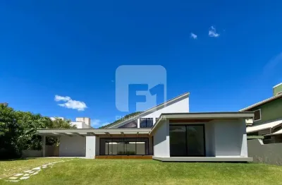 Casa em condomínio fechado com 3 quartos à venda na Rua Reverendo Gelson dos Santos Castro, 632, Rio Tavares, Florianópolis