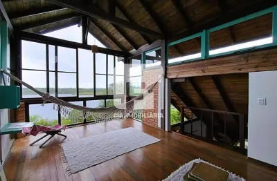 Casa com 3 quartos para alugar na Rua da Lagoinha Pequena, 415, Rio Tavares, Florianópolis