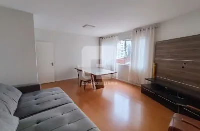 Apartamento com 4 quartos para alugar na Rua Esteves Júnior, 30, Centro, Florianópolis