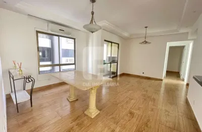 Apartamento com 3 quartos para alugar na Rua Almirante Lamego, 1338, Centro, Florianópolis