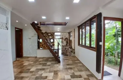 Casa com 4 quartos para alugar na Rua Laurindo Januário da Silveira, 1900, Lagoa da Conceição, Florianópolis