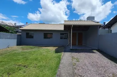 Casa com 3 quartos para alugar na Rua Capitão Amaro Seixas Ribeiro, 322, Santa Mônica, Florianópolis