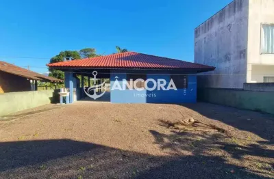 Casa com 03 quartos e amplo espaço de terreno de 390m² à venda em itapoá - balneário rainha do mar