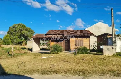 Casa com 03 quartos, 80,10 m² de área construída em um terreno de 384 m² à venda, em itapoá - balneário uirapuru