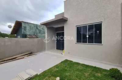 Casa nova com 02 quartos, sendo 01 suíte a apenas 600 metros do mar, próximo ao farol de itapoá, região onde esta passando o alargamento da orla