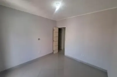 Apartamento com 2 dormitórios, sacada,aceita permuta – ótima localização em são bernardo!