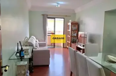 Apartamento amplo com 2 quartos e varanda envidraçada no Rudge Ramos – São Bernardo do Campo