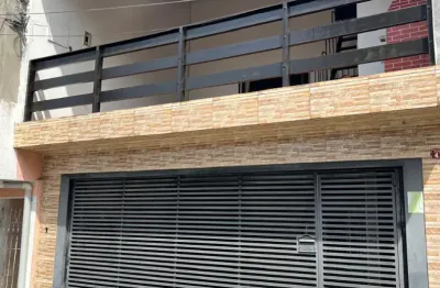 Sobrado à venda em diadema (casa grande) – frente, 7 quartos, 2 vagas, 3 pavimentos.