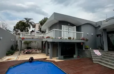 Sobrado de Esquina no Parque dos Pássaros – Alto Padrão, Exclusividade e Sofisticação