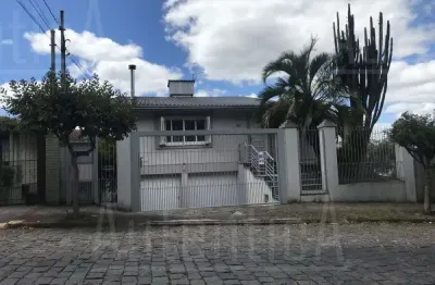 Casa com 4 quartos à venda na rua josé de carli, 531, universitário, caxias do sul, 297 m2 por r$ 1.200.000