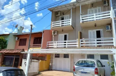 Casa com 2 quartos à venda na rua maximiliano a. rodrigues, 186, santa lúcia, caxias do sul, 94 m2 por r$ 430.000