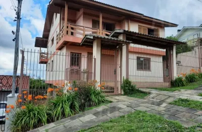 Casa com 3 quartos à venda na rua celeste mandelli, 148, colina sorriso, caxias do sul, 271 m2 por r$ 1.090.000