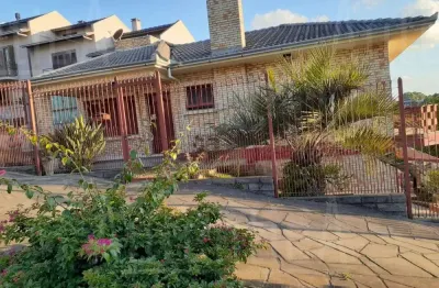 Casa com 3 quartos à venda na rua joaquim andreazza, 24, cidade nova, caxias do sul, 317 m2 por r$ 870.000