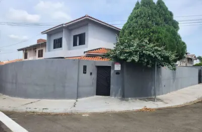 Sobrado de esquina no jardim resek, em artur nogueira - sp