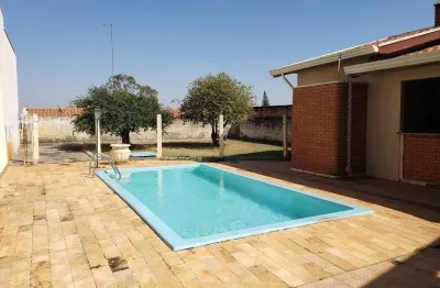 Casa com 3 quartos à venda na Rua Doutor Fernando Arens, Jardim Resek II, Artur Nogueira