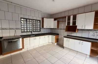 Casa com 4 quartos à venda na Avenida Ester, Parque Independência, Cosmópolis