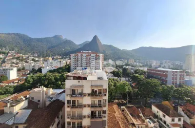 Cobertura duplex, 2 salas, 3 quartos, 2 suítes. garagem, terraço descoberto. r$850.000,00 grajaú rj.