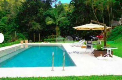 Casa com 4 quartos à venda, 650 m² por r$ 4.480.000 - • itaipava - petrópolis/rj