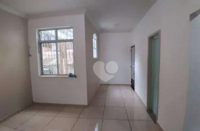 Apartamento tipo casa em vila com vaga todo reformado. imóvel sem condominio vila fechada e segura.