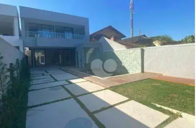 Casa com 4 quartos à venda, 350 m² por r$ 3.940.000 - barra da tijuca - rio de janeiro/rj