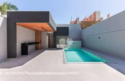 Condomínio Interlagos de Itaúna - Casa Triplex em Projeto Contemporâneo com 4 Suítes a venda. Sendo ela Primeira Locação. Barra da Tijuca/RJ.