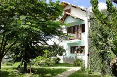 Casa com 4 quartos à venda, 344 m² por r$ 1.500.000 - golfe - teresópolis/rj