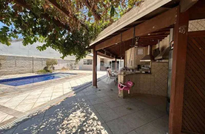 Casa com 4 suítes e lazer privativo no Recreio dos Bandeirantes