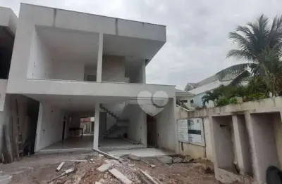 Casa com 4 quartos à venda, 300 m² por R$ 4.200.000 - Barra da Tijuca - Rio de Janeiro/RJ