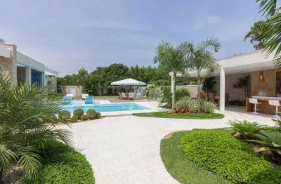 Magnifica residência 1100 m de terreno com 567 m de área edificada valor 15.450.000,00 - barra da tijuca - rio de janeiro/rj