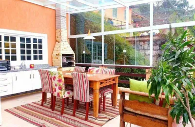 Casa com 3 quartos à venda, 300 m² por r$ 1.300.000 - itaipava - petrópolis/rj