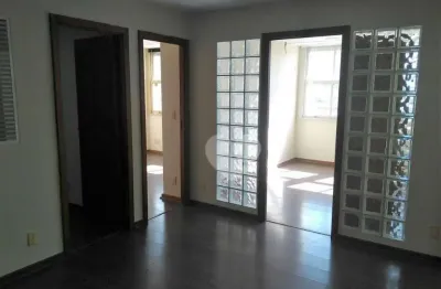 Excelente sala comercial toda reformada no centro da cidade
