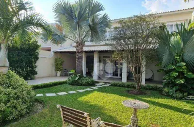 Casa em condomínio fechado com 396 m2 , 4 quartos , piscina, amplo quintal, 4 vagas a venda r$4 4.200.000 - barra da tijuca - rio de janeiro/rj